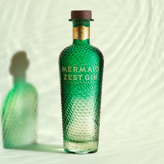 ISLE OF WIGHT DISTILLERY Mermaid Zest Gin 70cl Bottle – image 2