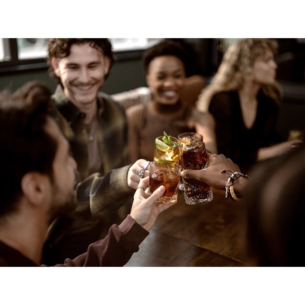 The Kraken Black Spiced Rum Black Cherry & Madagascan Vanilla 70cl – image 4