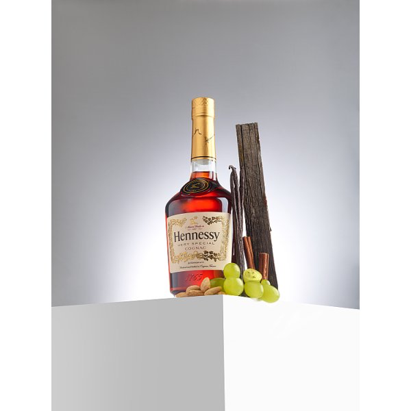 Hennessy Very Special Cognac 70cl – image 2