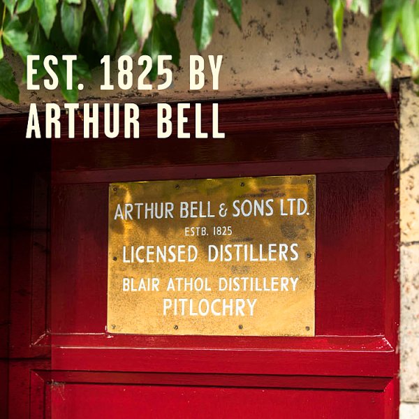 Bell's Original Blended Scotch Whisky 70cl – image 2