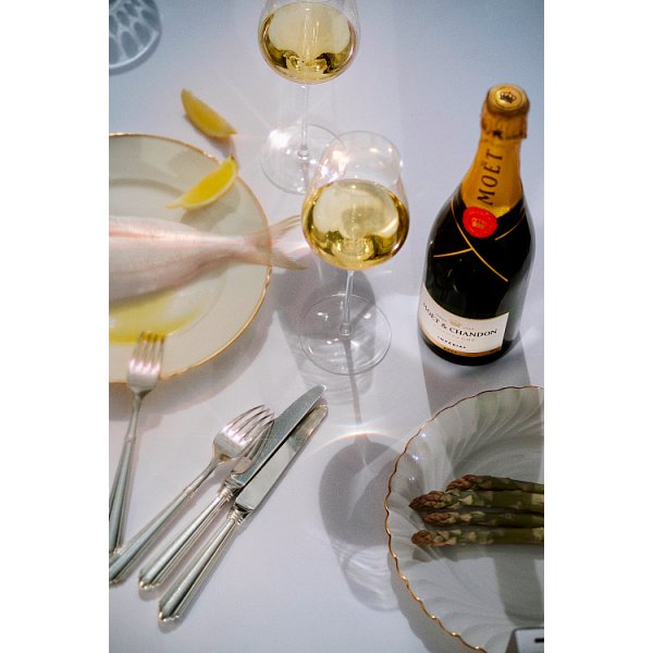 Moët & Chandon Champagne Brut Impérial 750ml – image 2