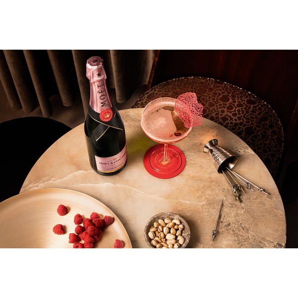 Moët & Chandon Champagne Rosé Impérial Brut 6 x 750ml – image 2