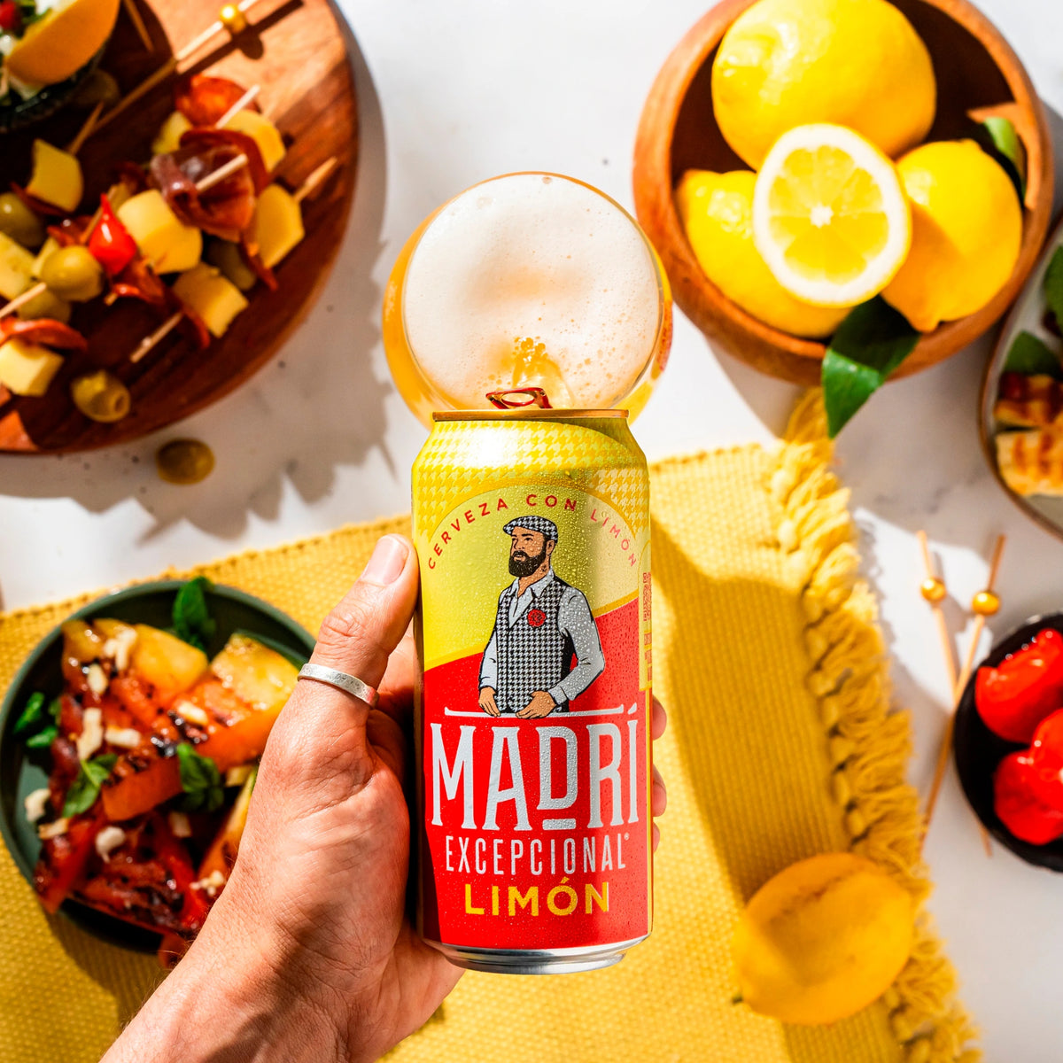 Madri Excepcional Limon Premium Lager Beer Can 24 x 440ml – image 4