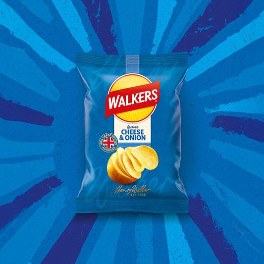 Walkers Cheese & Onion Crisps 32 x 32.5g – image 2