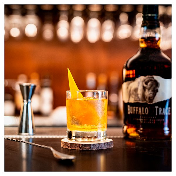 Buffalo Trace Kentucky Straight Bourbon Whiskey 70cl – image 2
