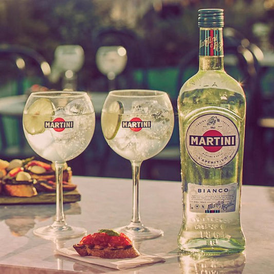 MARTINI Bianco Vermouth Aperitivo, 6 x 75cl Bottle – image 2